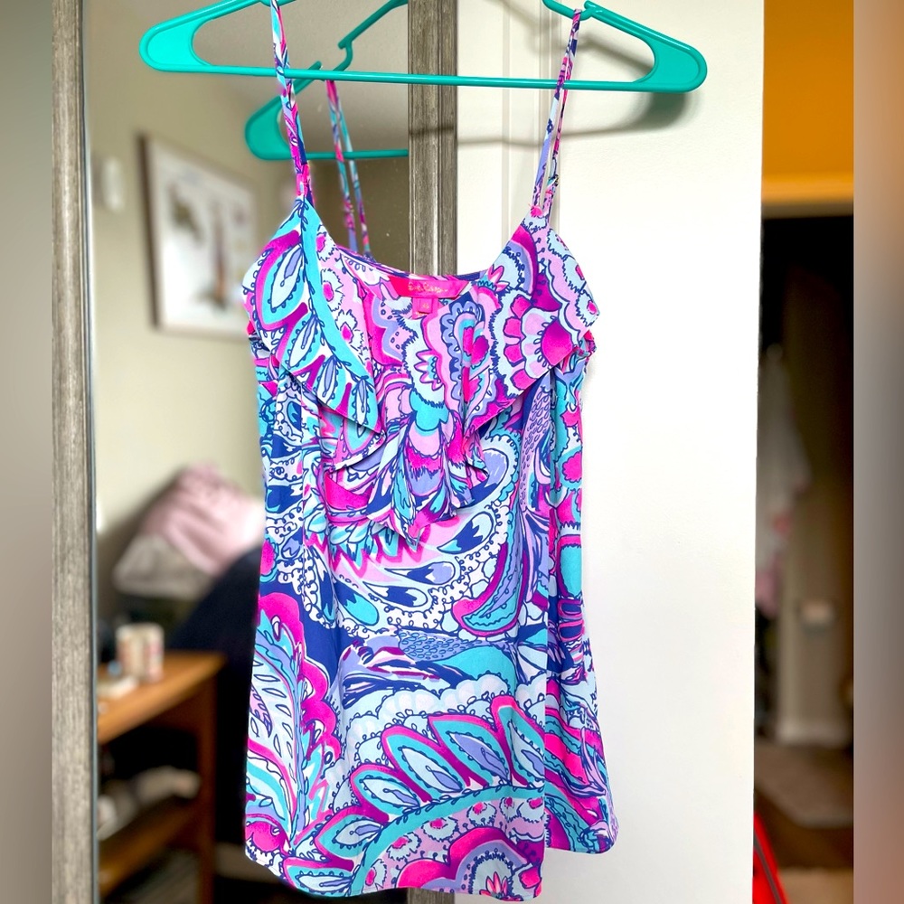 Lilly Pulitzer tank top with v-cut flare. XS. - Picture 1 of 3